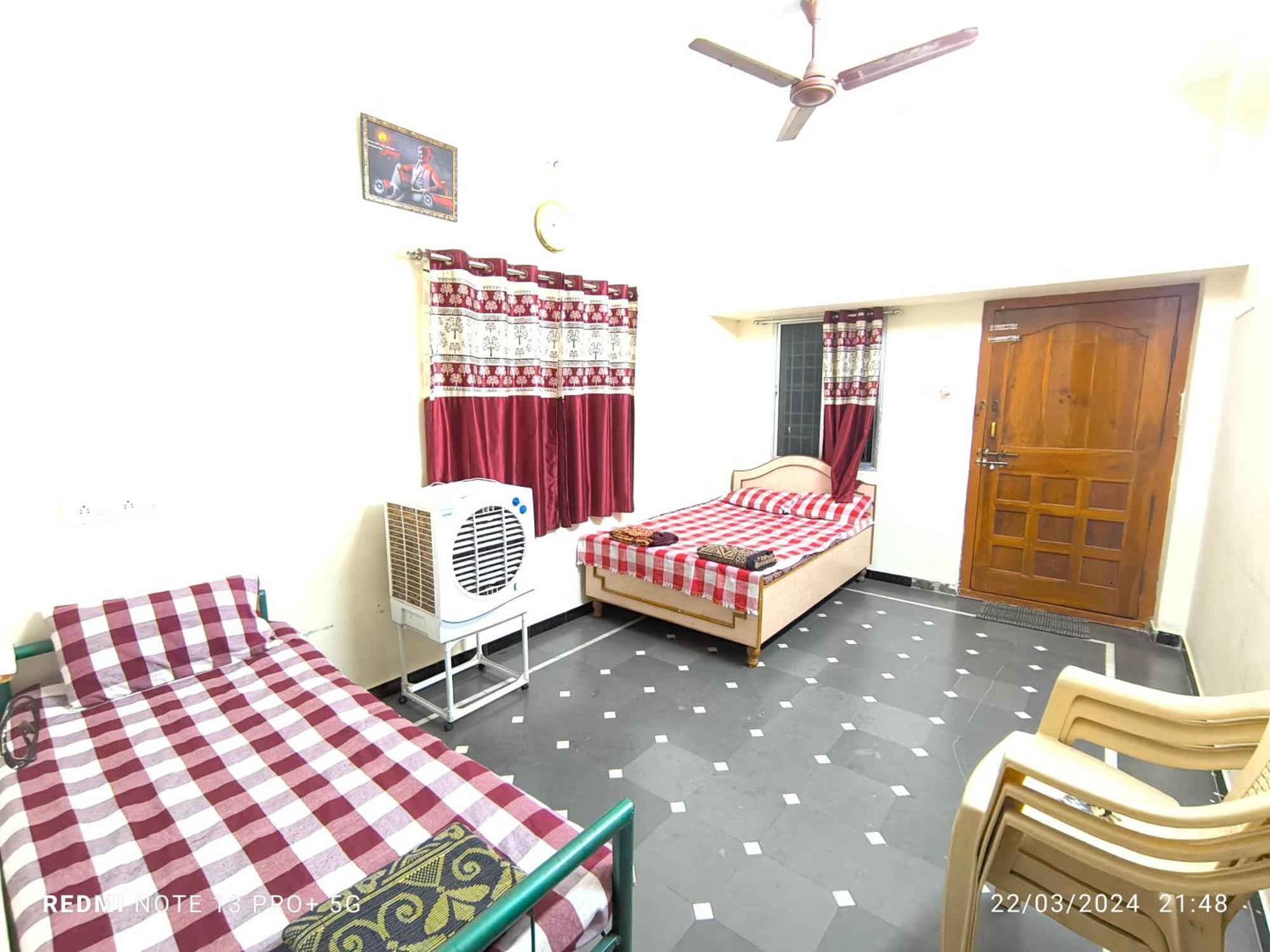 Samarth Sawali Guest House, Vidhyanagar Akkalkot Akalkot Bagian luar foto